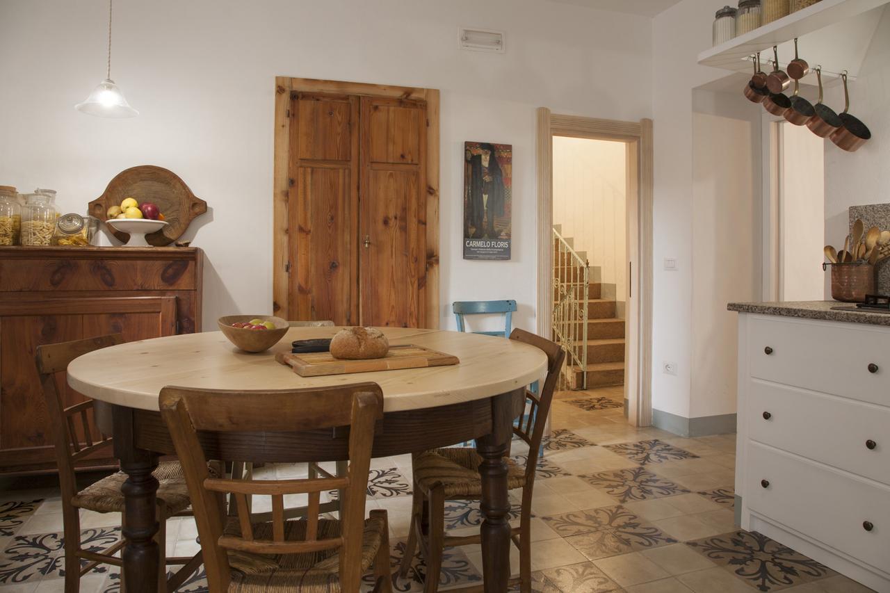 Locanda Li Manni Aggius ภายนอก รูปภาพ