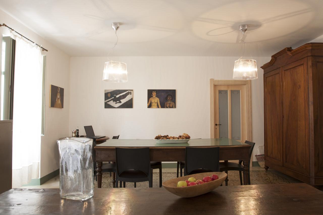 Locanda Li Manni Aggius ภายนอก รูปภาพ